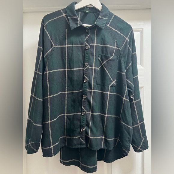 wild fable Tops - Wild Fable Dark Green Plaid Shirt
